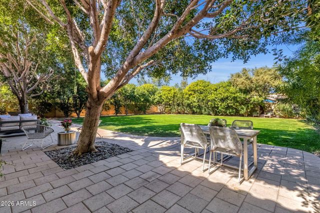 1542 E CATAMARAN Drive, Gilbert, AZ 85234