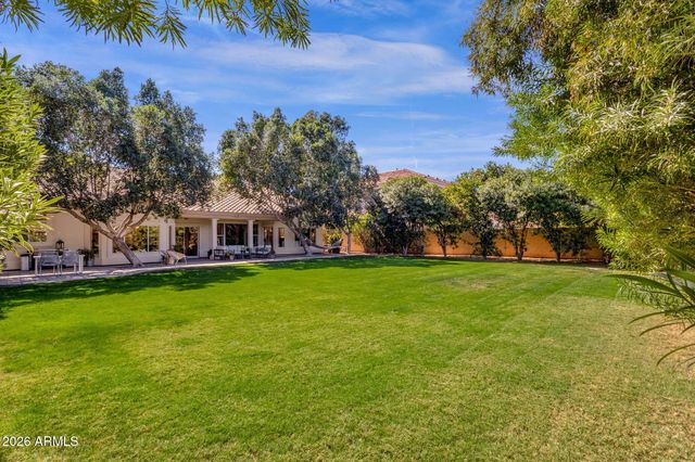 1542 E CATAMARAN Drive, Gilbert, AZ 85234