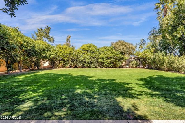 1542 E CATAMARAN Drive, Gilbert, AZ 85234