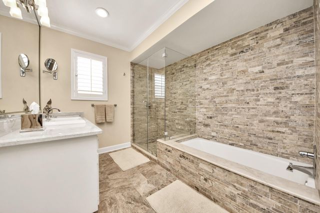 31 Bendwood Drive, Sugar Land, TX 77478