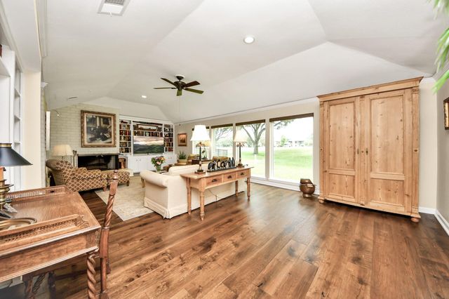 31 Bendwood Drive, Sugar Land, TX 77478