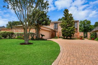 31 Bendwood Drive, Sugar Land, TX 77478