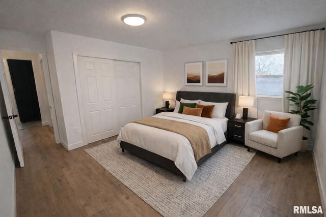 5110 N SHERIDAN Road, Peoria, IL 61614