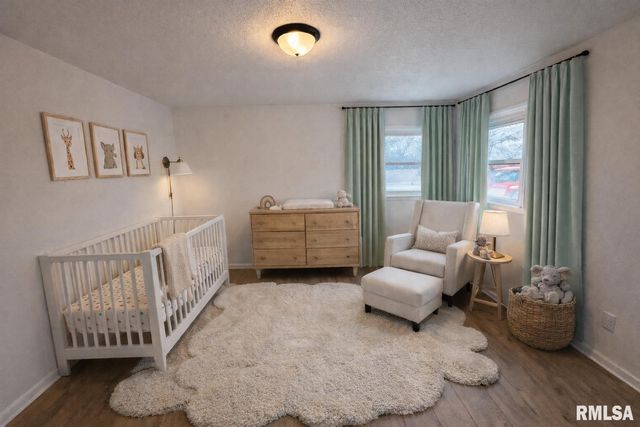 5110 N SHERIDAN Road, Peoria, IL 61614