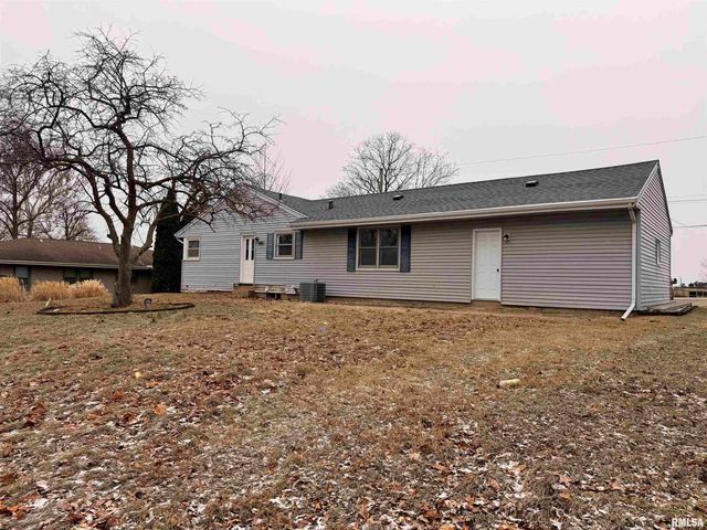 5110 N SHERIDAN Road, Peoria, IL 61614