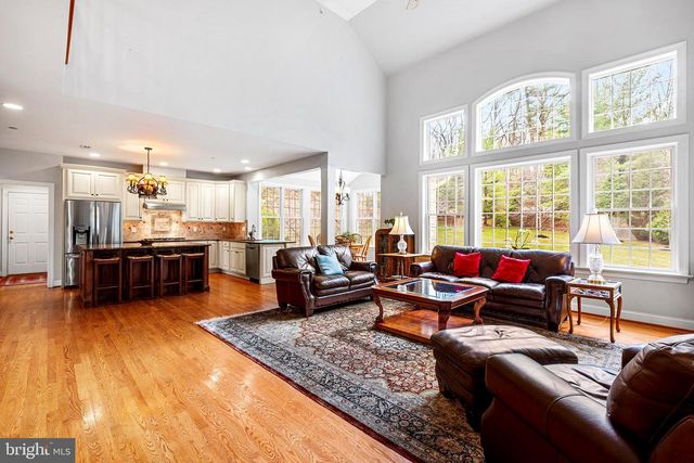 371 TRILLIUM LN, Wayne, PA 19087