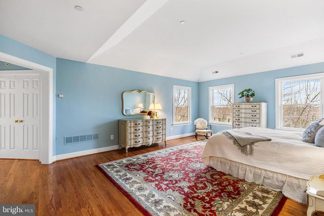 371 TRILLIUM LN, Wayne, PA 19087