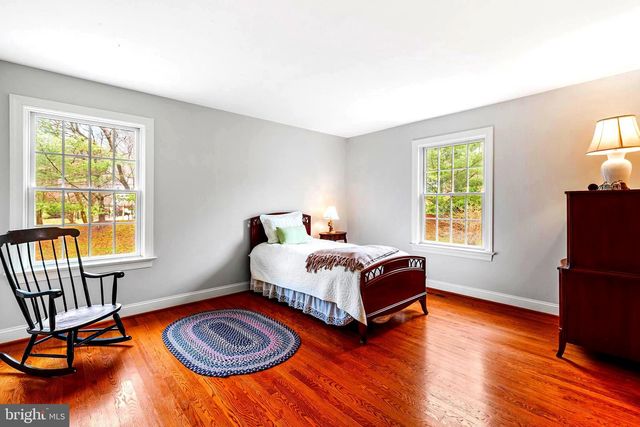 371 TRILLIUM LN, Wayne, PA 19087