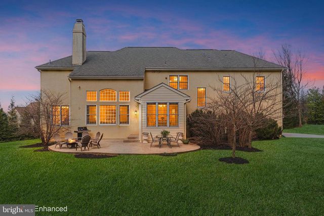 371 TRILLIUM LN, Wayne, PA 19087