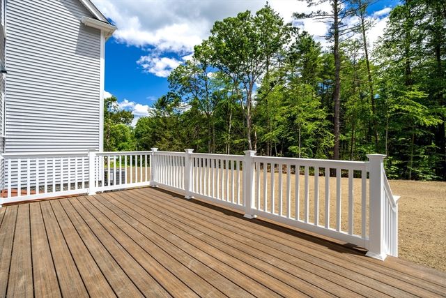 120 Maple St, Stow, MA 01775