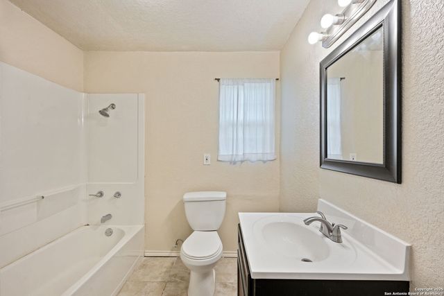 171 Gayle Ave, San Antonio, TX 78223