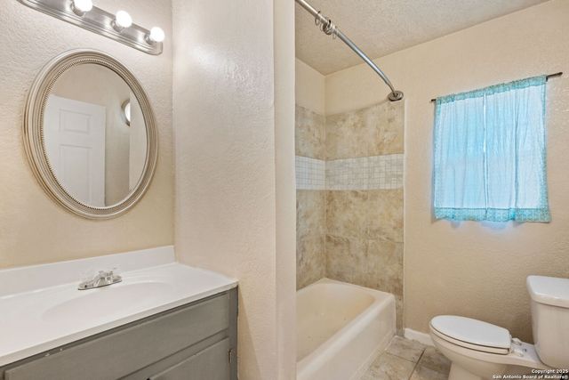 171 Gayle Ave, San Antonio, TX 78223
