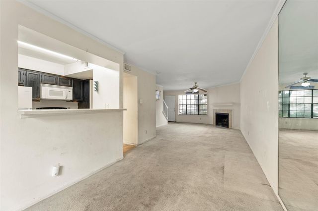 14600 Fonmeadow Drive 702, Houston, TX 77035