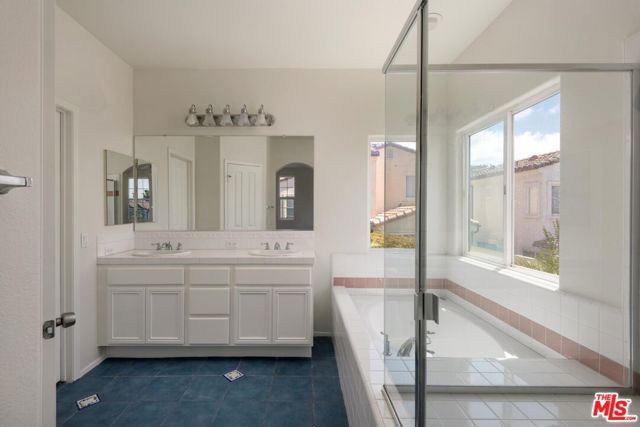 11862 Elba Court, Moorpark, CA 93021