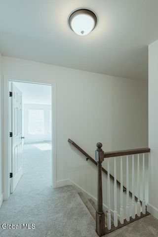 22 Cloverleaf Court, East Greenbush, NY 12061