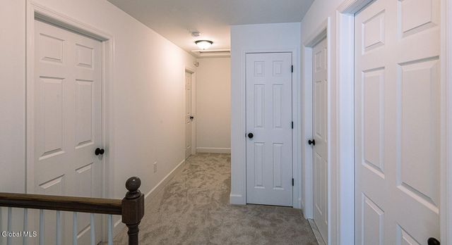 22 Cloverleaf Court, East Greenbush, NY 12061