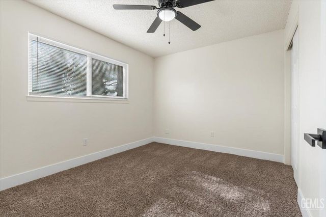 1125 Washington Avenue, Bakersfield, CA 93308