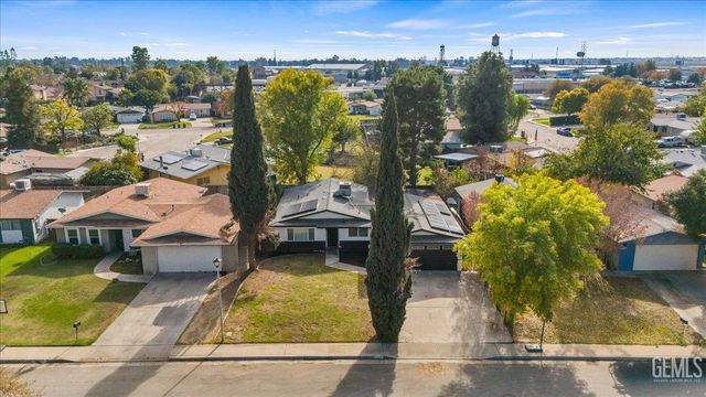 1125 Washington Avenue, Bakersfield, CA 93308