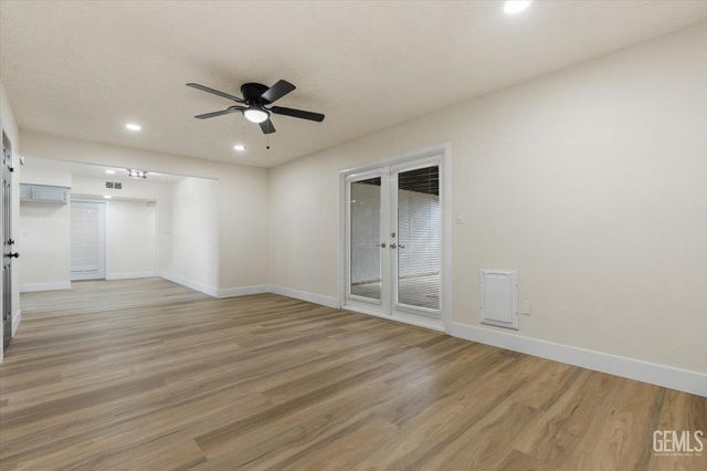 1125 Washington Avenue, Bakersfield, CA 93308