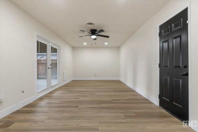 1125 Washington Avenue, Bakersfield, CA 93308