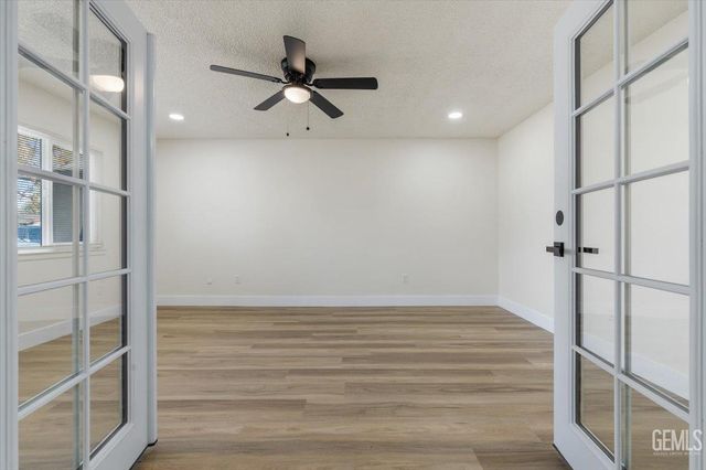 1125 Washington Avenue, Bakersfield, CA 93308