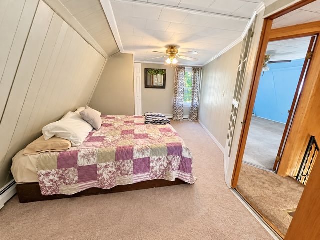 11 Ashton Street, Oxford, MA 01540