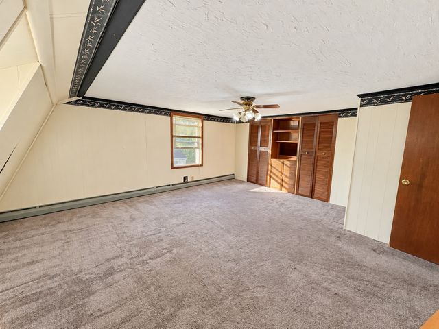 11 Ashton Street, Oxford, MA 01540