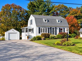 11 Ashton Street, Oxford, MA 01540
