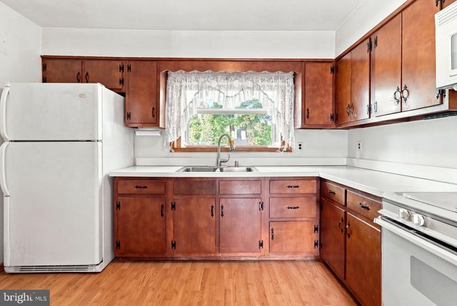1100 LINDA RD, Wilmington, DE 19810