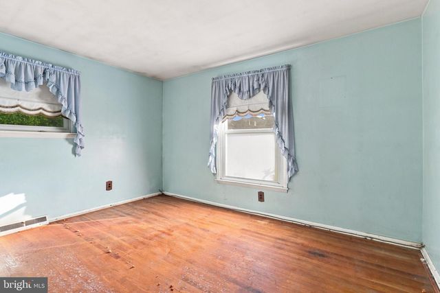 1100 LINDA RD, Wilmington, DE 19810