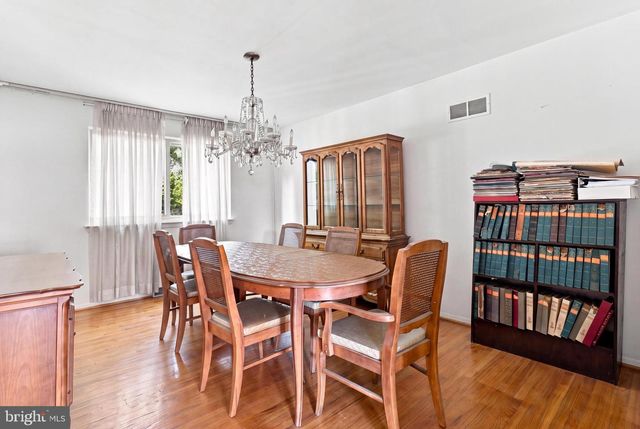 1100 LINDA RD, Wilmington, DE 19810