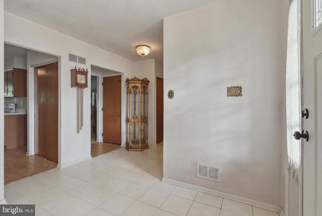 1100 LINDA RD, Wilmington, DE 19810