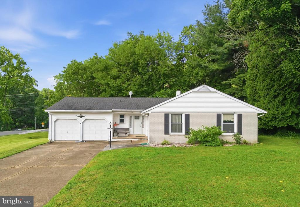 1100 LINDA RD, Wilmington, DE 19810