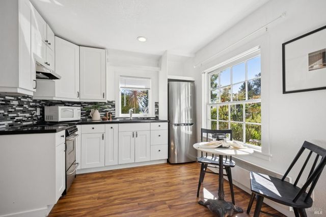 152 Almonte Blvd, Mill Valley, CA 94941