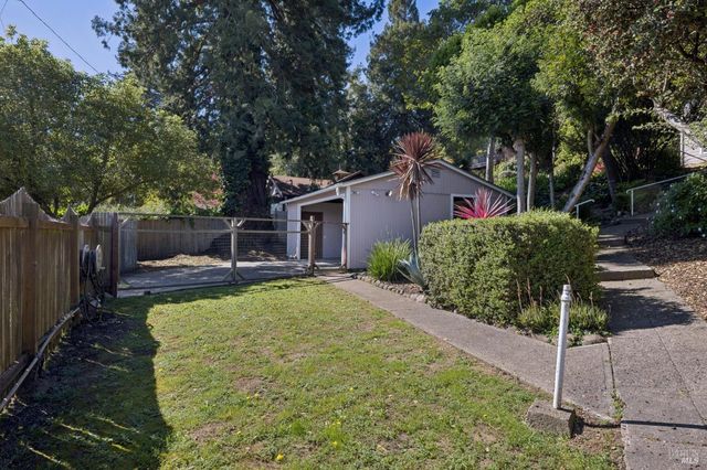 152 Almonte Blvd, Mill Valley, CA 94941