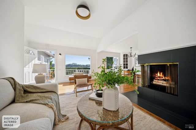 152 Almonte Blvd, Mill Valley, CA 94941