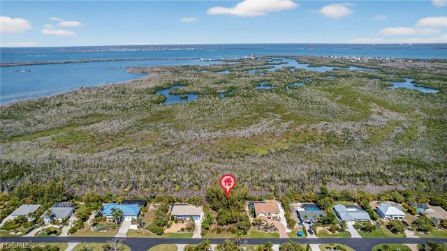 1757 Serenity LN, Sanibel, FL 33957