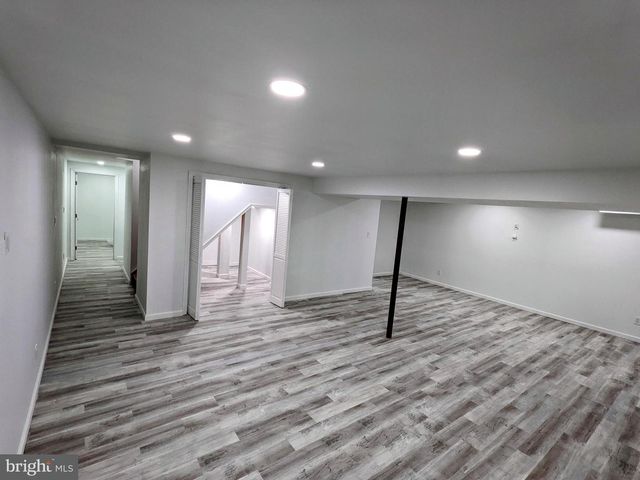 1006 KIMBERWICKE RD, Mclean, VA 22102