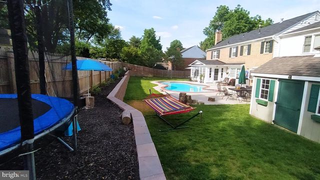 1006 KIMBERWICKE RD, Mclean, VA 22102