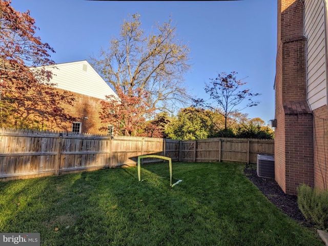 1006 KIMBERWICKE RD, Mclean, VA 22102