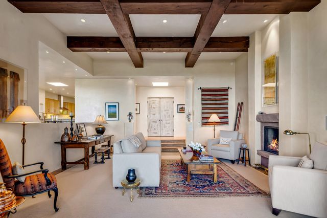 1980 Cerros Colorados, Santa Fe, NM 87501