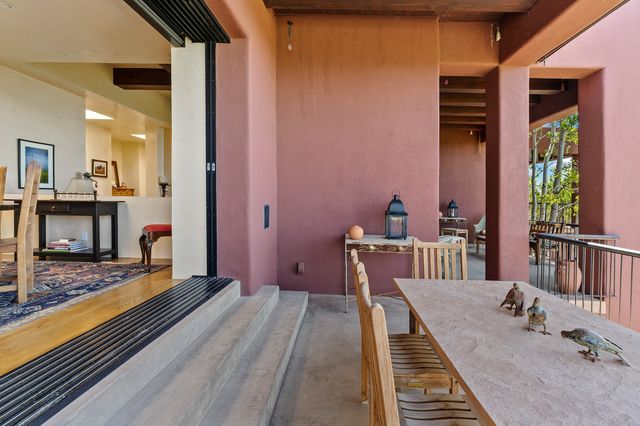 1980 Cerros Colorados, Santa Fe, NM 87501