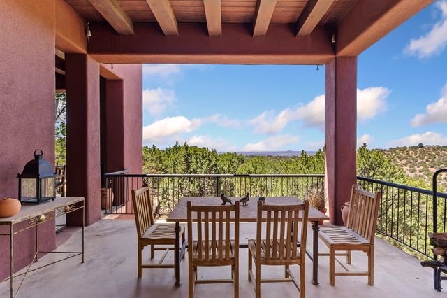 1980 Cerros Colorados, Santa Fe, NM 87501
