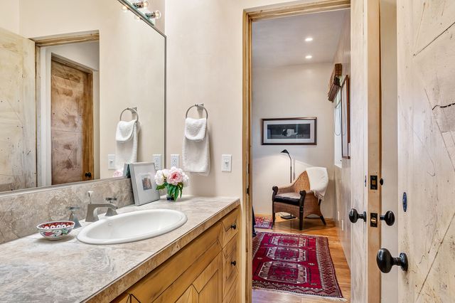 1980 Cerros Colorados, Santa Fe, NM 87501