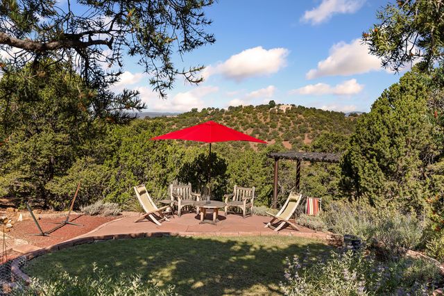 1980 Cerros Colorados, Santa Fe, NM 87501
