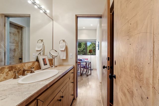 1980 Cerros Colorados, Santa Fe, NM 87501