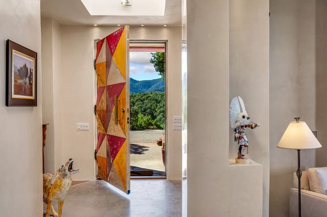 1980 Cerros Colorados, Santa Fe, NM 87501