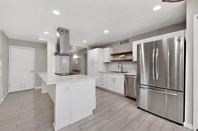 6407 Redwood Lane, Rowlett, TX 75089