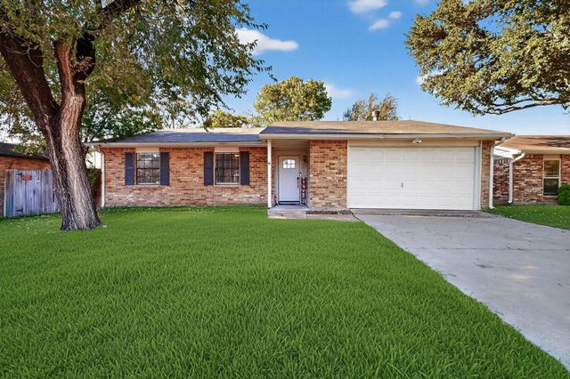 6407 Redwood Lane, Rowlett, TX 75089