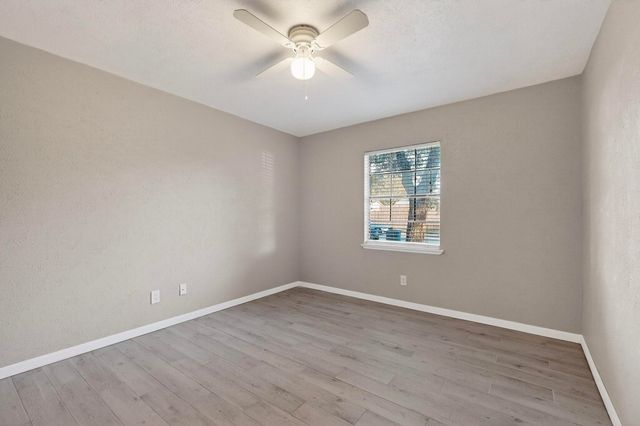 6407 Redwood Lane, Rowlett, TX 75089